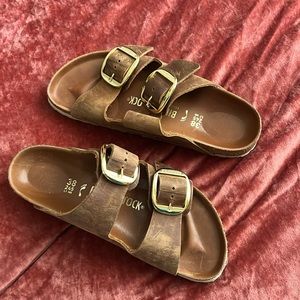 BIRKENSTOCK - Arizona Big Buckle Oiled Leather in the color Cognac size 38